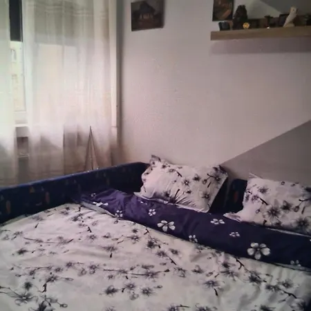 Maya Apartament Lägenhet