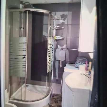 Maya Apartament Lägenhet