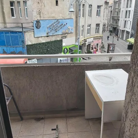 Apartment Maya Apartament *